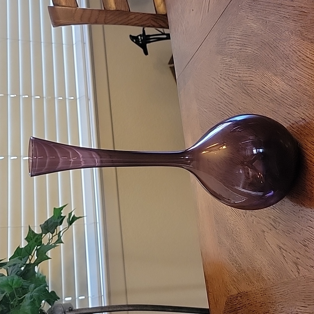 Vintage DesignMid-century gourd shaped purple Long neck glass vase